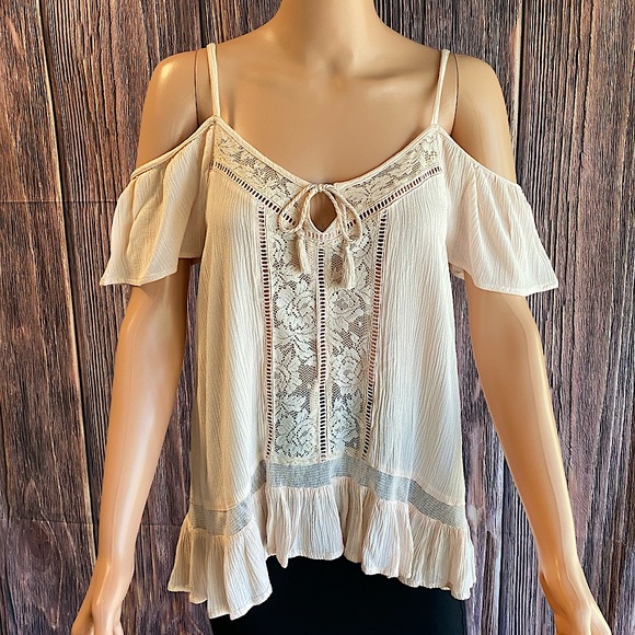 Forever 21 sz medium pale light pink peasant top with floral lace & tassels - Picture 1 of 16